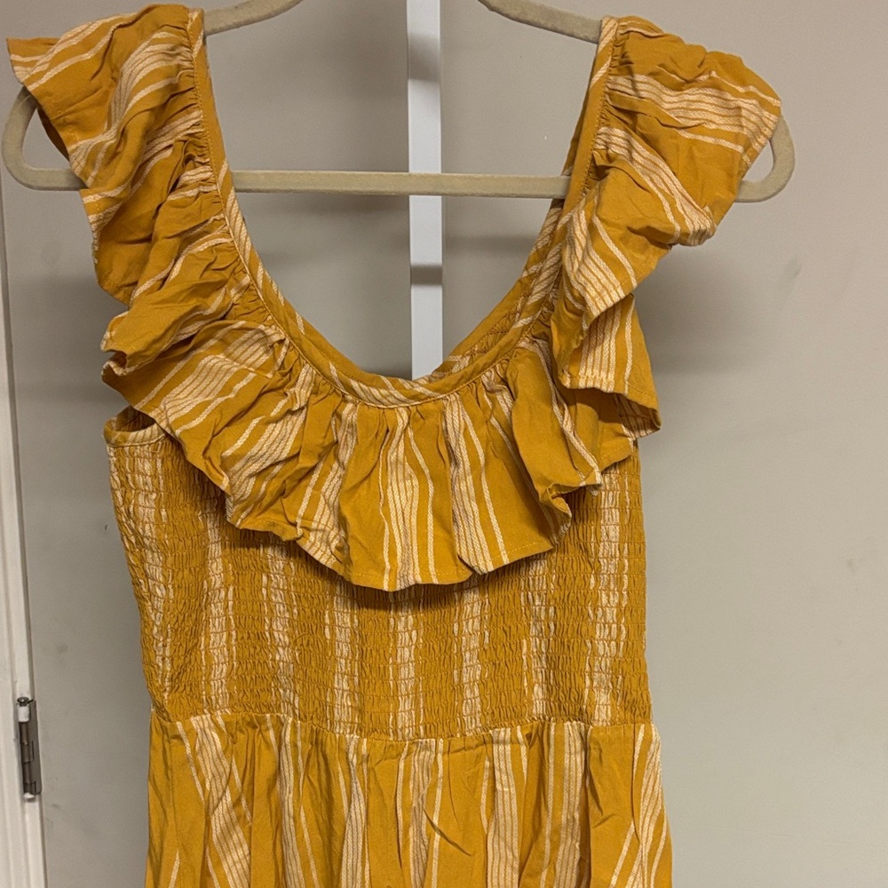 NWT Dress Rip Curl Ruffled Mustard Striped